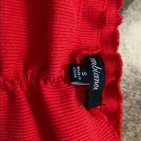 Red top - Picture 2 of 2